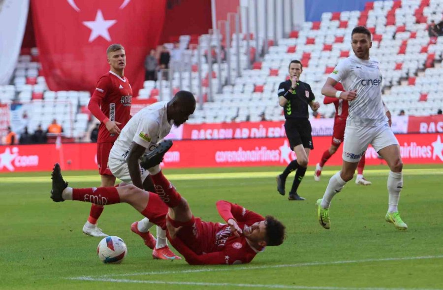 Trendyol Süper Lig: Antalyaspor: 2 - Kasımpaşa: 1 (maç Sonucu)