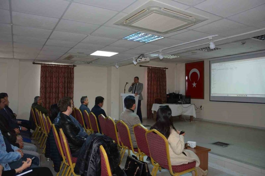 Kumluca’da Okul Yöneticilerine Soruşturma Süreçleri Eğitimi
