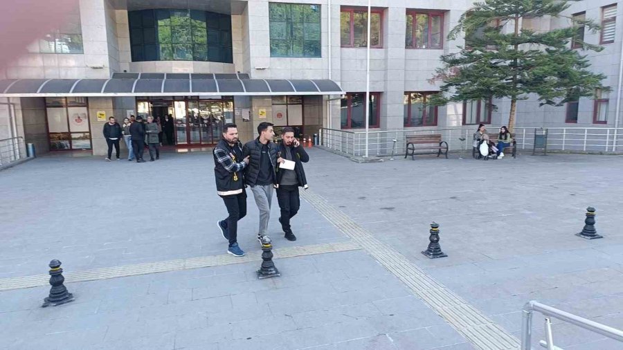 Uyuşturucu Etkisinde Kullandığı Otomobille Ortalığı Savaş Alanına Çeviren Avukat Tutuklandı