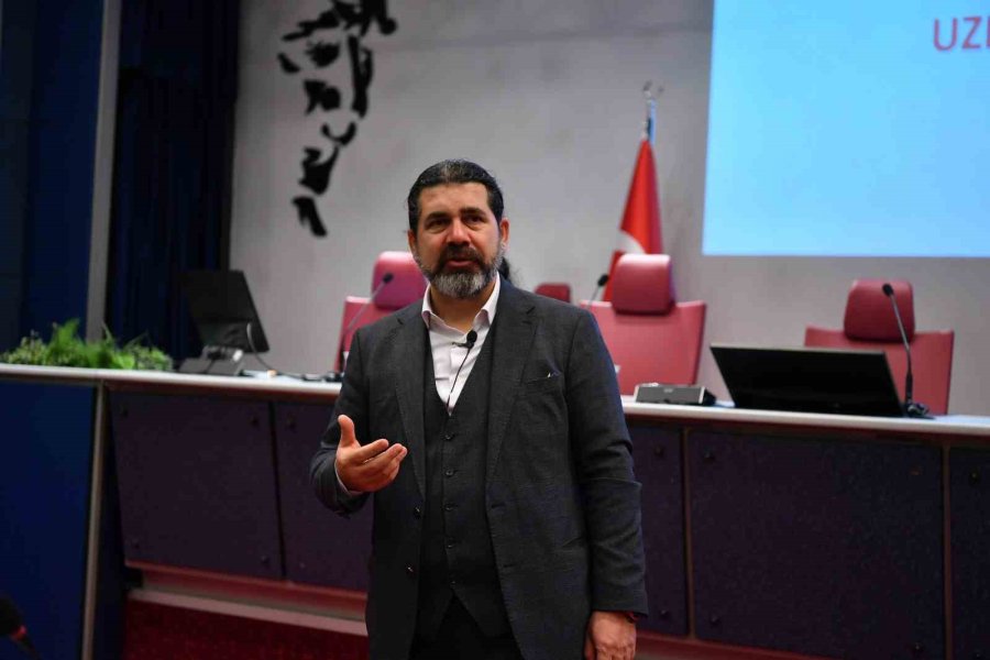 Kayseri Büyükşehir’den Muhtarlara Eğitim Semineri