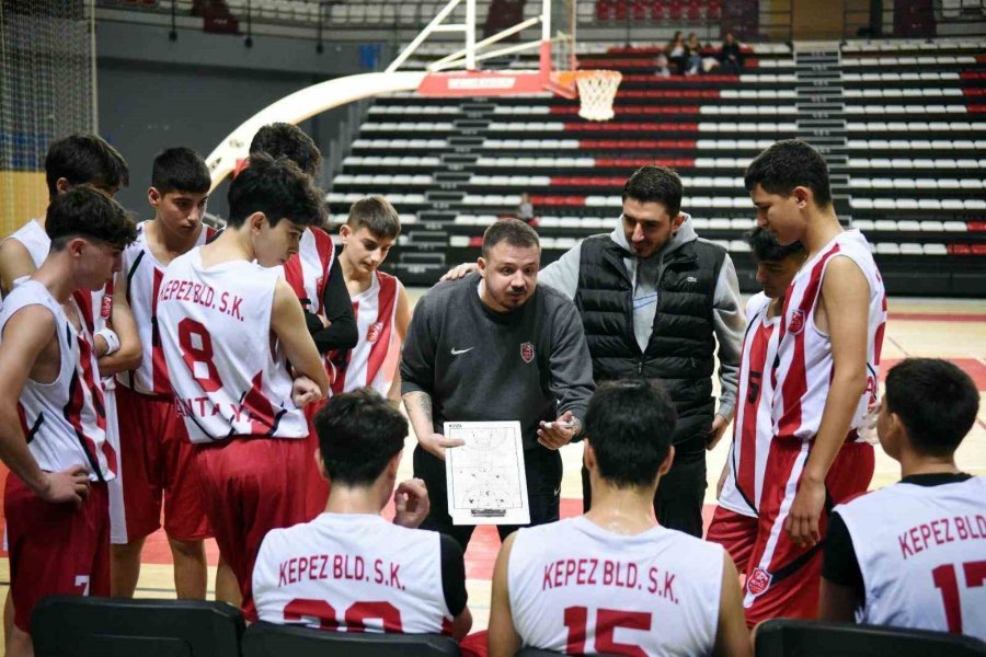 Kepez’in Genç Basketbolcuları Galibiyet Serisi Yakaladı