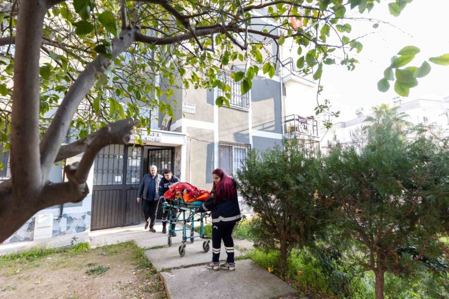 Mersin’de ’hasta Nakil Ambulansı’ İle 70 Bin Hasta Taşındı