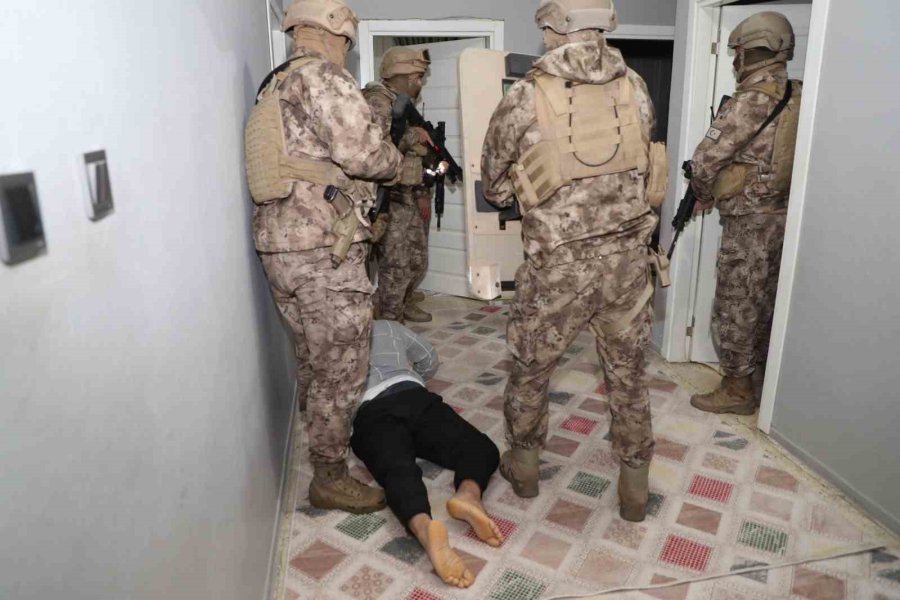 Mersin’de Tefeci Operasyonu: 7 Tutuklama