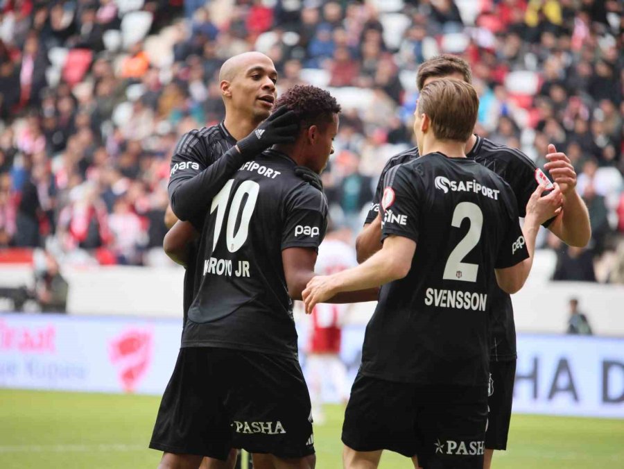 Ziraat Türkiye Kupası: Antalyaspor: 0 - Beşiktaş: 1 (maç Devam Ediyor)