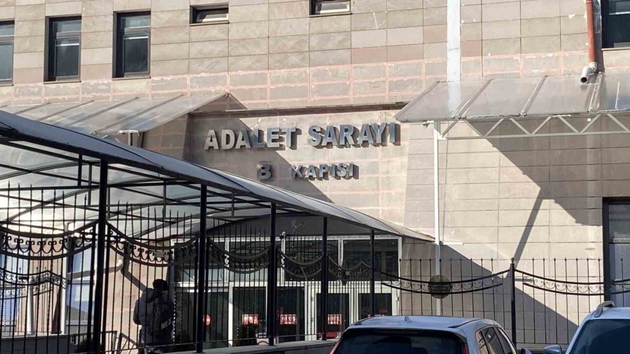 12 Yıl Kardeşinin Kimliğini Kullanan Firari Yakalandı