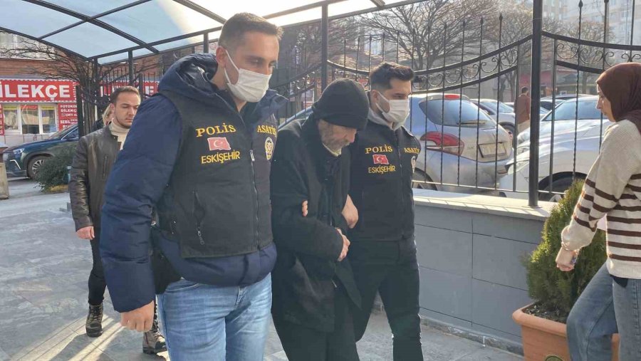 12 Yıl Kardeşinin Kimliğini Kullanan Firari Yakalandı