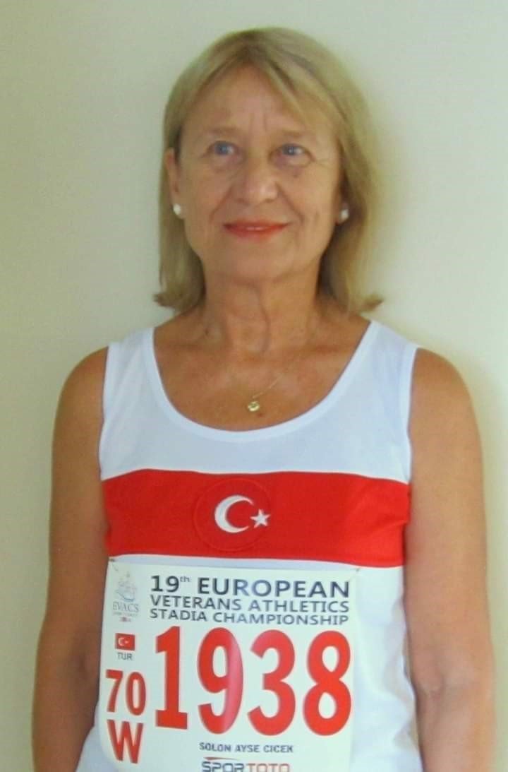 82 Yaşında Pistlerin Tozunu Atıyor