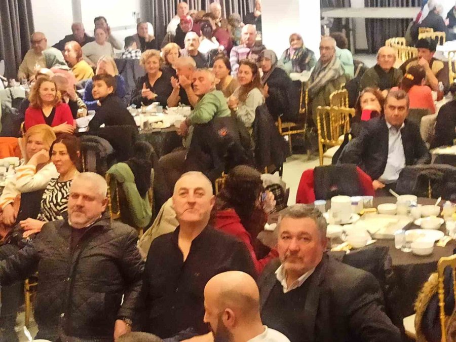 Eskişehir’deki Sivrihisarlılar Geleneksel ‘arabaşı’ Etkinliğinde Buluştu