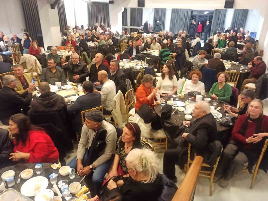 Eskişehir’deki Sivrihisarlılar Geleneksel ‘arabaşı’ Etkinliğinde Buluştu