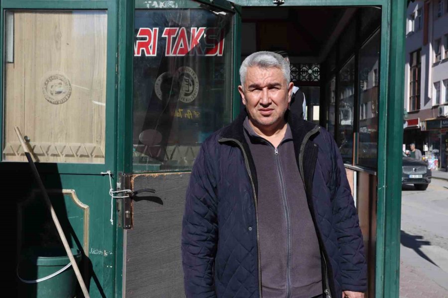 Eskişehirli Taksiciler Yeni Kamera Zorunluluğuyla İlgili Görüşlerini Dile Getirdi