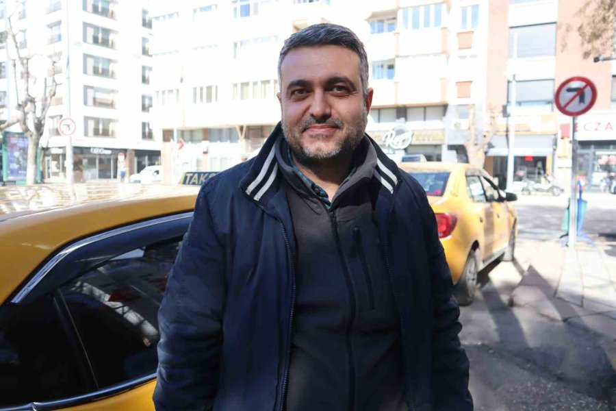 Eskişehirli Taksiciler Yeni Kamera Zorunluluğuyla İlgili Görüşlerini Dile Getirdi