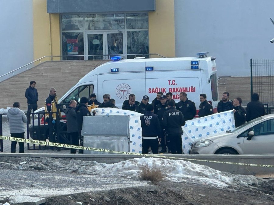 Okul Bahçesinde Korkunç Olay