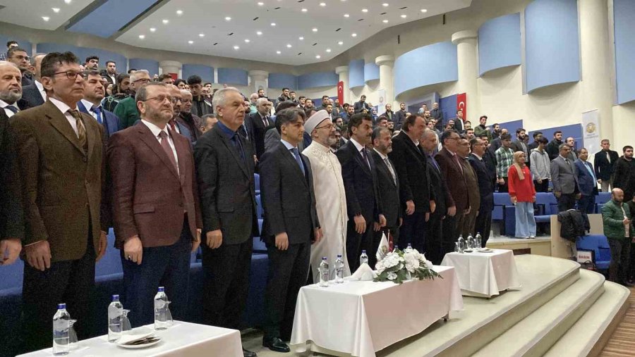 Diyanet İşleri Başkanı Erbaş Konya’da Öğrencilerle Buluştu