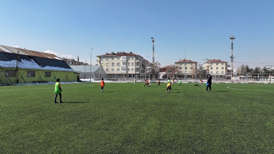 Kocasinan Belediyesi Spor Kulübü, Geleceğin Yıldız Futbolcularını Arıyor