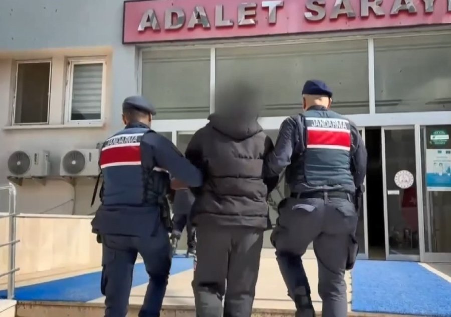 Mersin’de Uyuşturucu Operasyonu: 3 Tutuklama