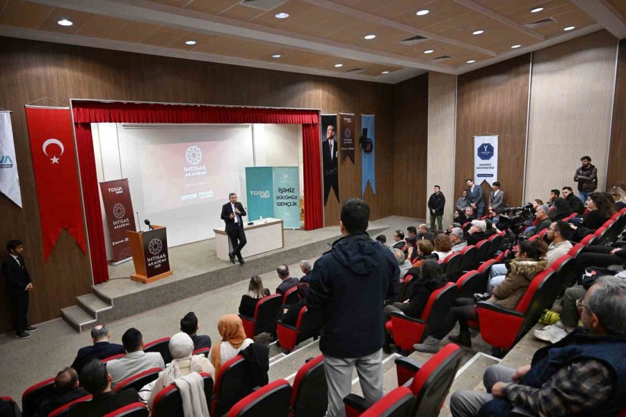 Antalya’da Şehir Ve Estetik Buluşması