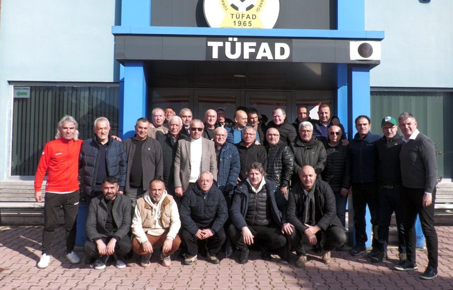 Kayserispor Eski Kaptanı Mustafa Uğur: "bizi Kayserispor Yakınlarında İstemiyorlar"