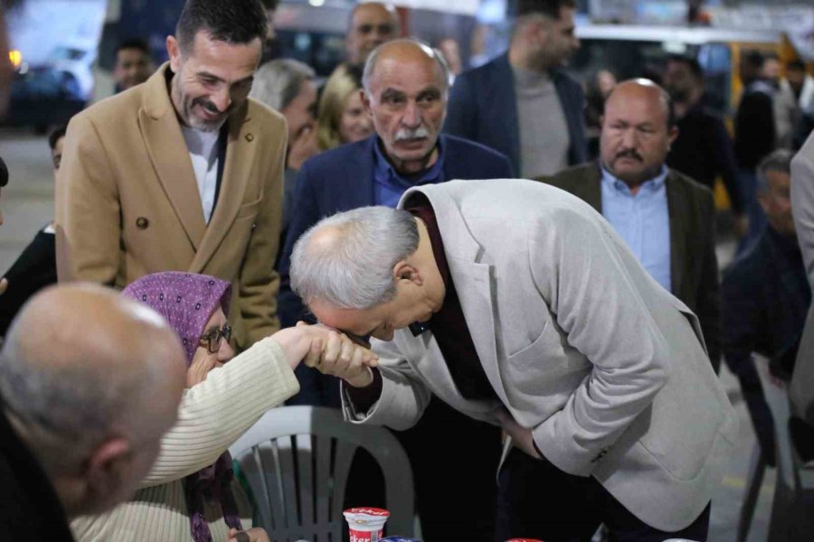 Kepez’in İlk İftarı Teomanpaşa Mahallesi’nde Yapıldı