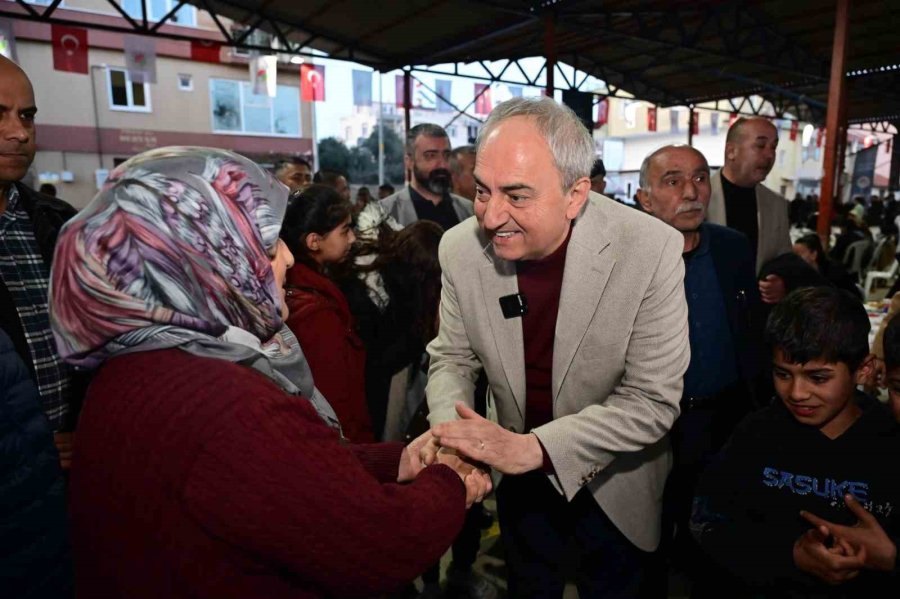 Kepez’in İlk İftarı Teomanpaşa Mahallesi’nde Yapıldı