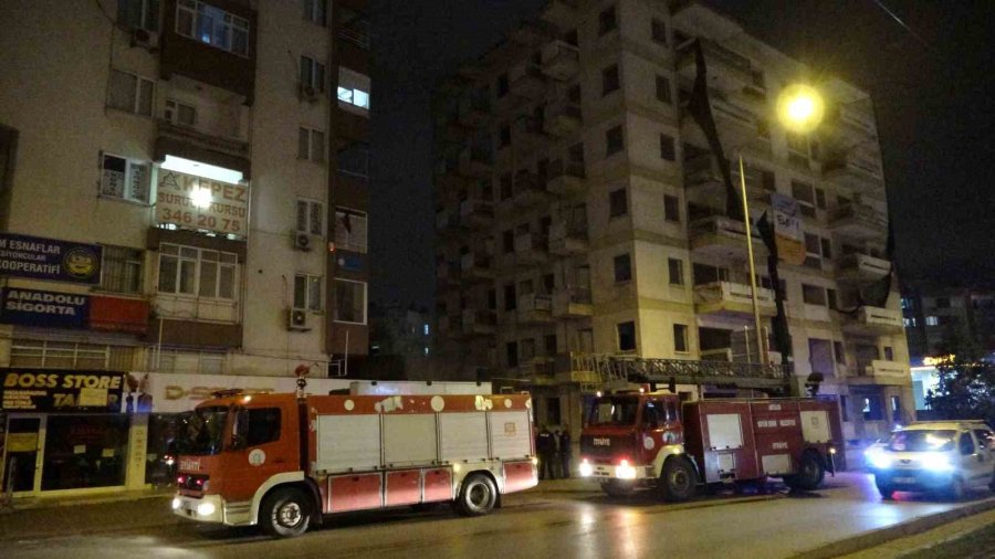 Antalya’da Metruk Binada Yangın