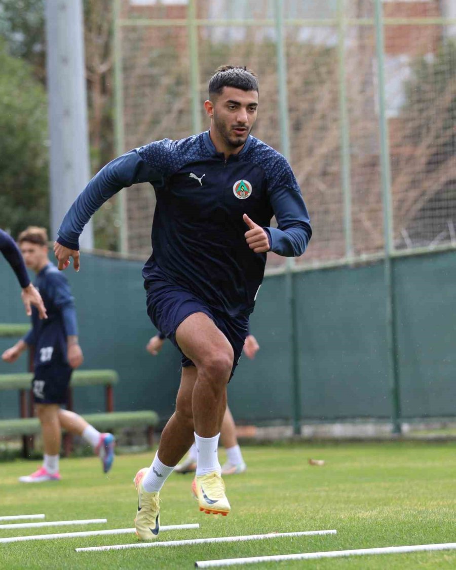Alanyaspor’da Galatasaray Mesaisi Başladı