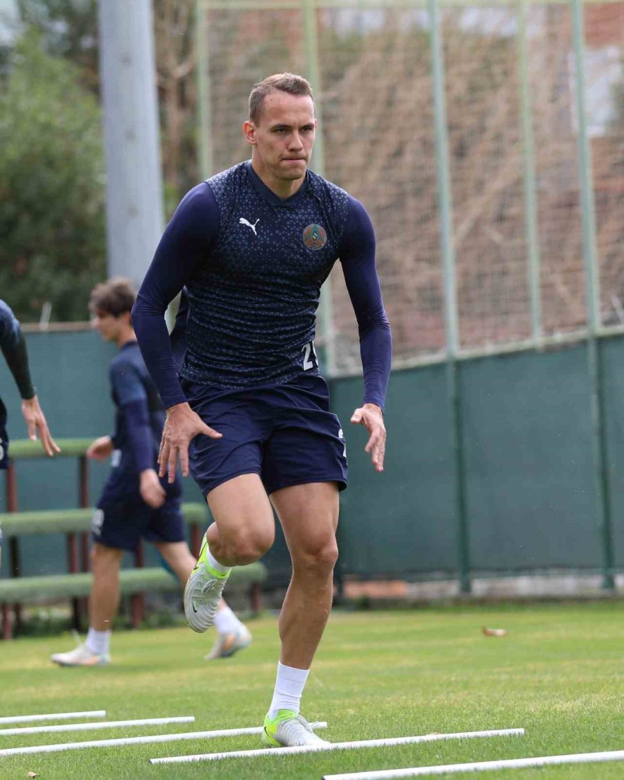 Alanyaspor’da Galatasaray Mesaisi Başladı