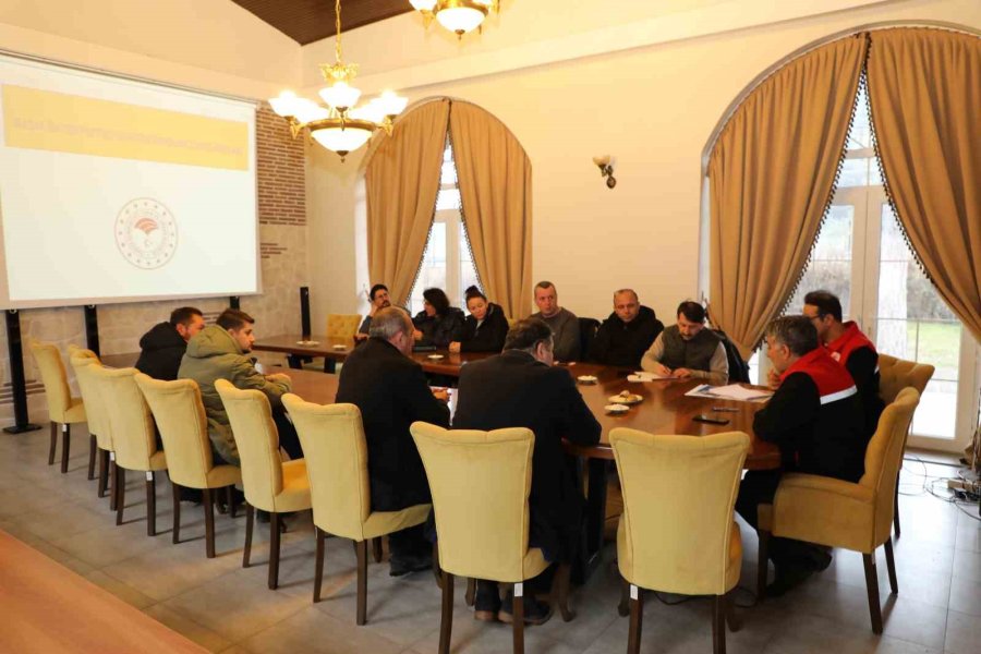 Kontrol Görevlilerine Hasat Öncesi Pestisit Denetim Eğitimi