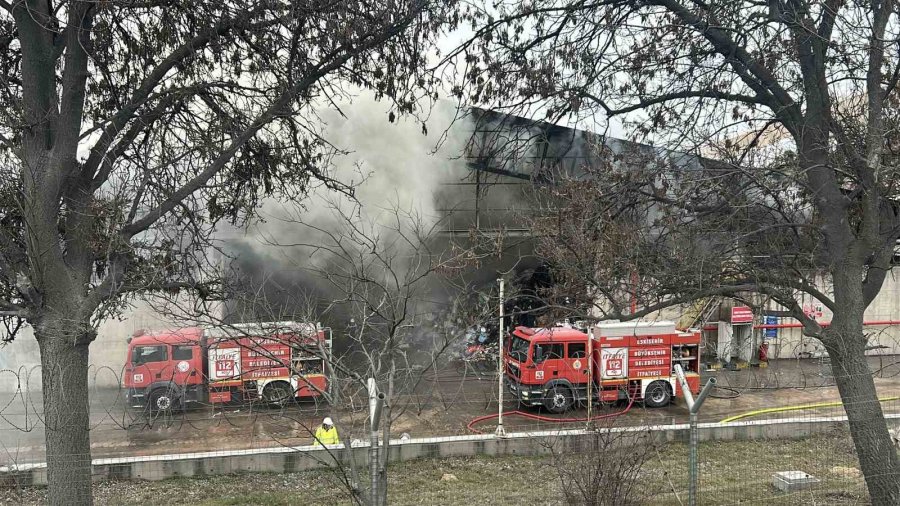 Çimsa’nın Deposunda Yangın