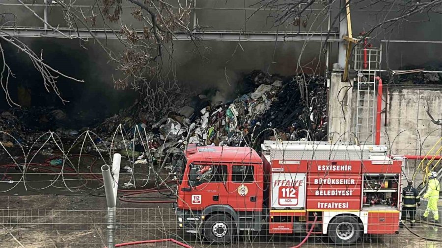 Çimsa’nın Deposunda Yangın