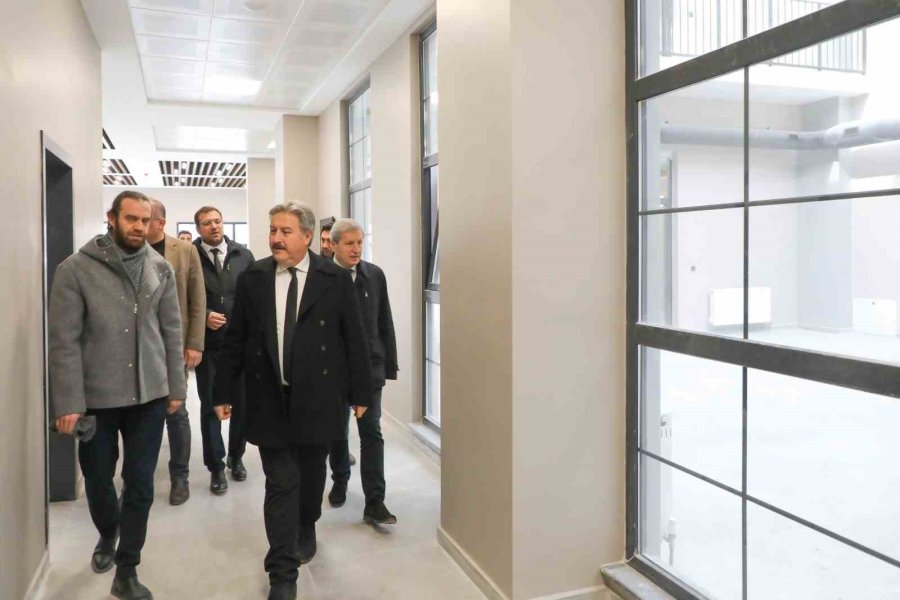 Melikgazi’nin Gülük Sosyal Tesisi’nde Yok Yok