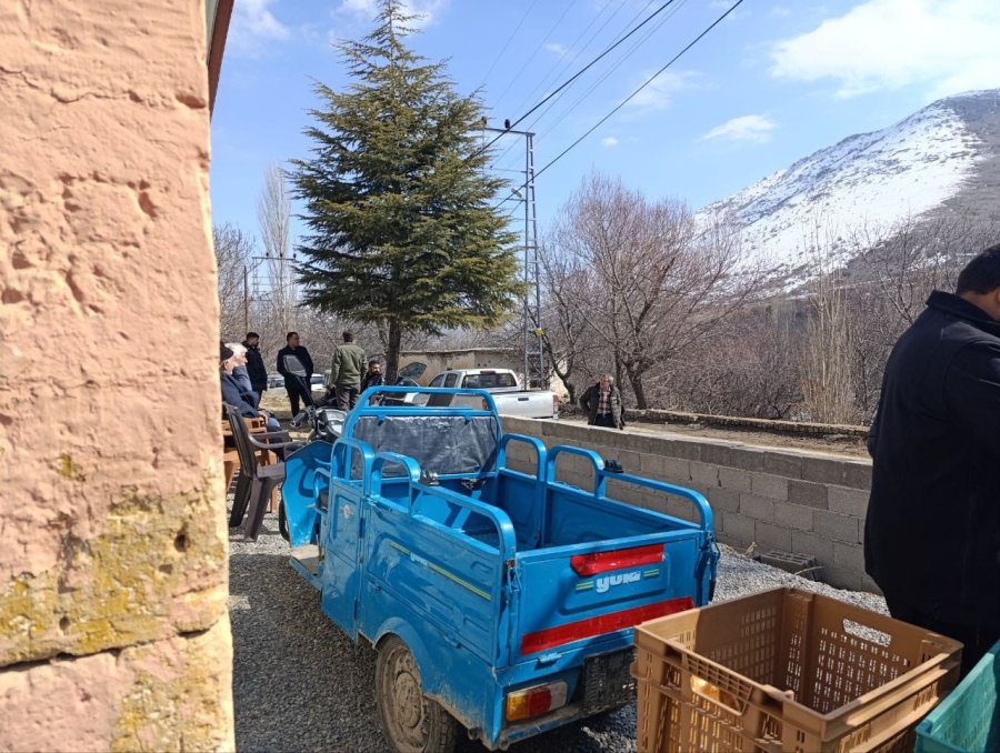 Çağlayan Mahallesi Muhtarını Seçti