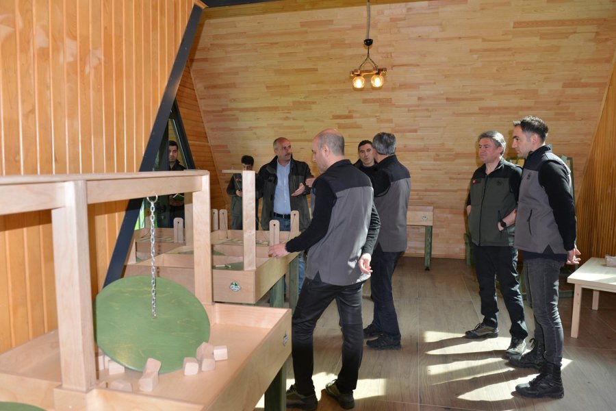 Çocuklara Doğayı Tanıtacak Orman Okullarının Yapımı Sürüyor