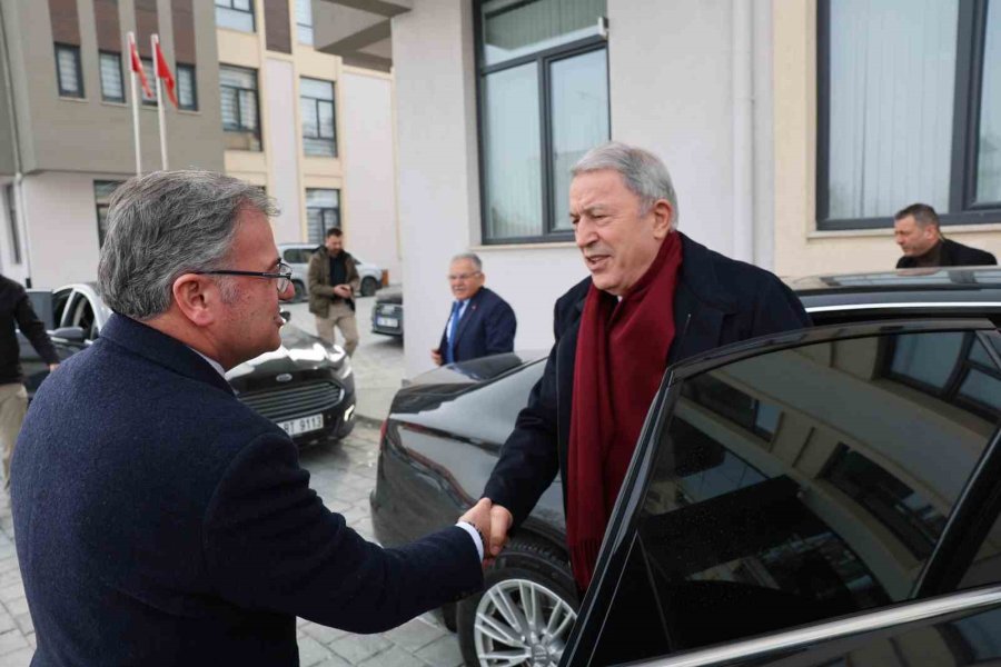 Hulusi Akar’dan Başkan Özdoğan’a Ziyaret