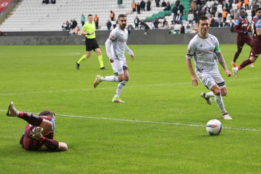 Trendyol Süper Lig: Konyaspor: 1 - Trabzonspor: 0 (maç Sonucu)