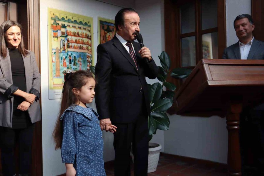 Bahattin Atak’ın "elinde Fırça, Dilinde Müzik" İsimli Çizgi Roman Sergisi Açıldı