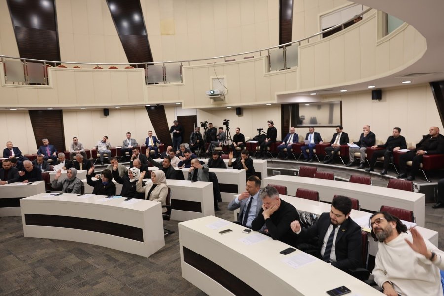 Başkan Çolakbayrakdar, "dualarımız Ve Desteklerimiz Gazzeli Kardeşlerimizle"