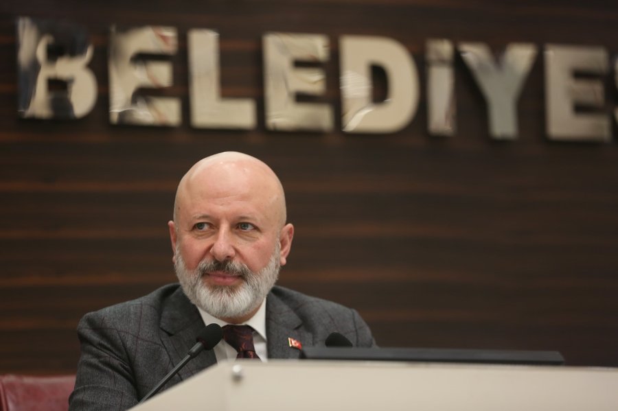 Başkan Çolakbayrakdar, "dualarımız Ve Desteklerimiz Gazzeli Kardeşlerimizle"