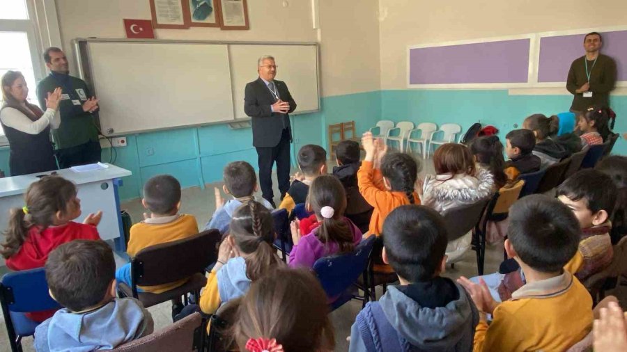 Bozyazı’da Yeşilay Haftası Kapsamında Bilinçlendirme Seminerleri Düzenlendi