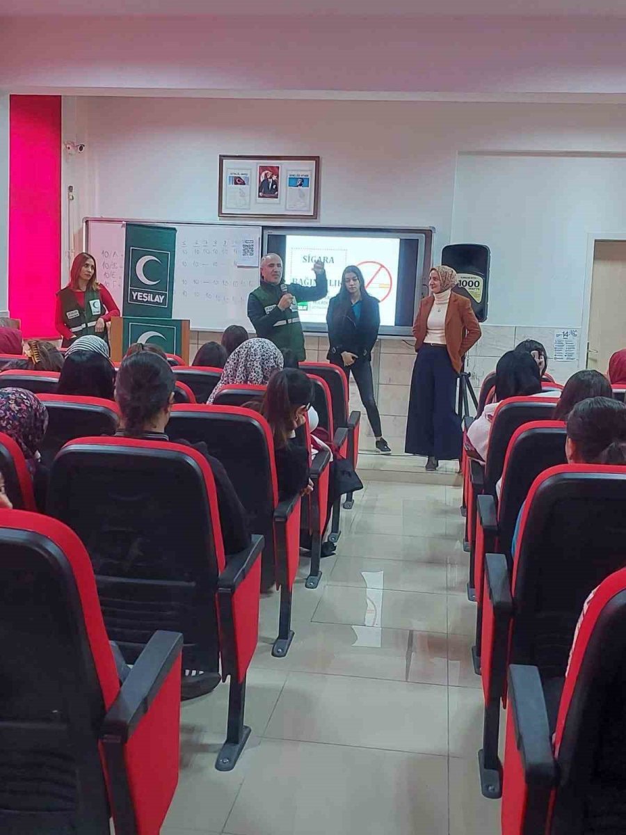 Niğde’de Yeşilay Haftası’nda Farkındalık Etkinlikleri Gerçekleştirildi