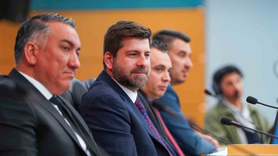 Başkan Boltaç: "tarsus’un Sokakları Son Model Temizlik Araçları İle Temizlenecek"