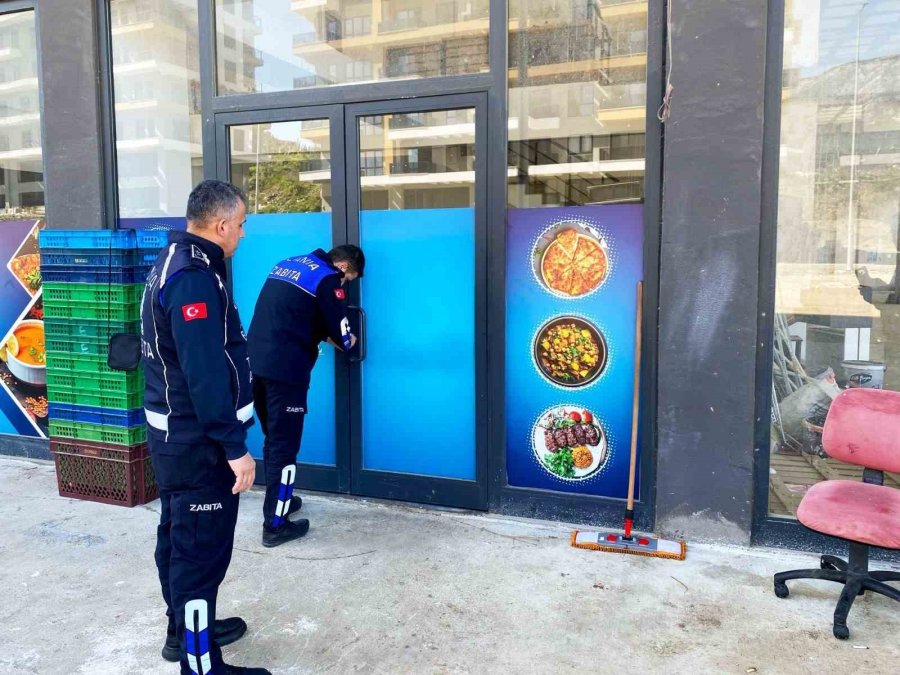 Hijyen Kurralarına Aykırı Yemek İmalatı Yapan Ruhsatsız İşletme Mühürlendi