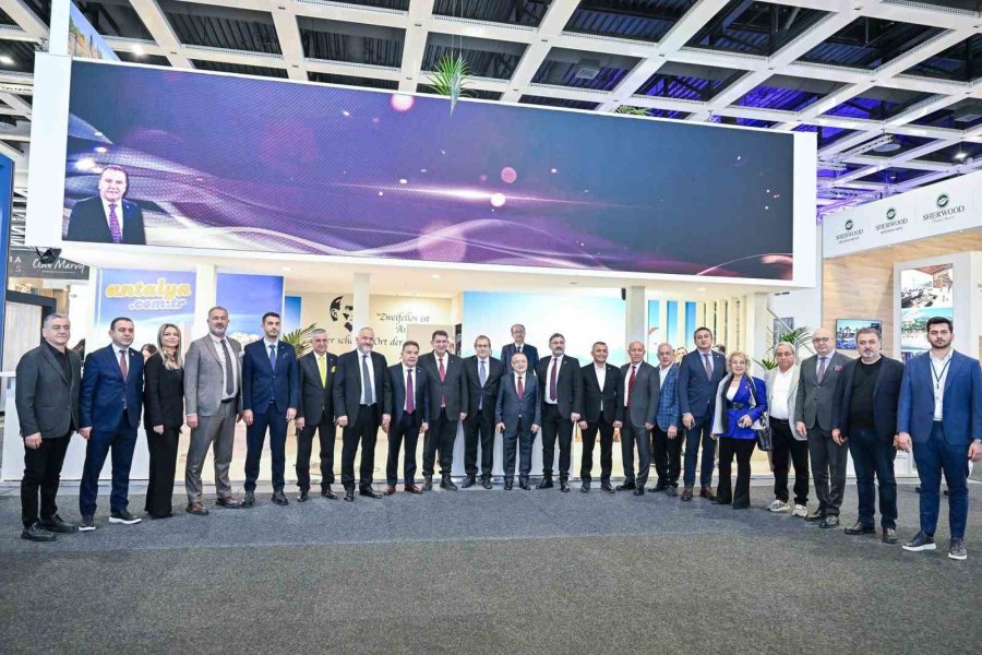 Başkan Böcek, Itb Berlin Fuarı’nda Antalya’yı Tanıtıyor
