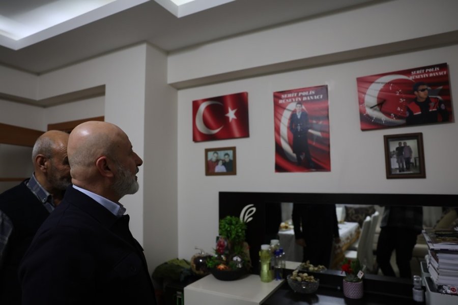 Başkan Çolakbayrakdar: "şehitlerimiz Asla Unutulmayacak"