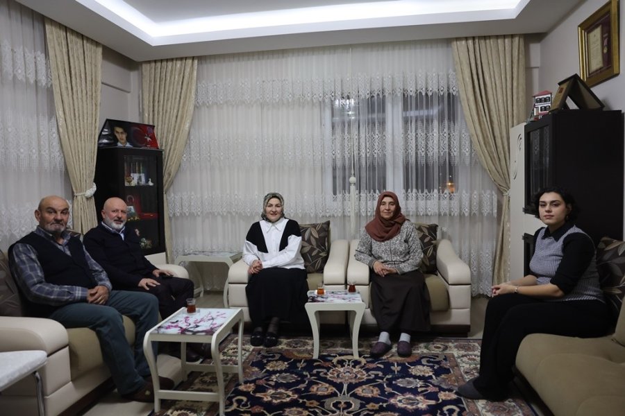 Başkan Çolakbayrakdar: "şehitlerimiz Asla Unutulmayacak"