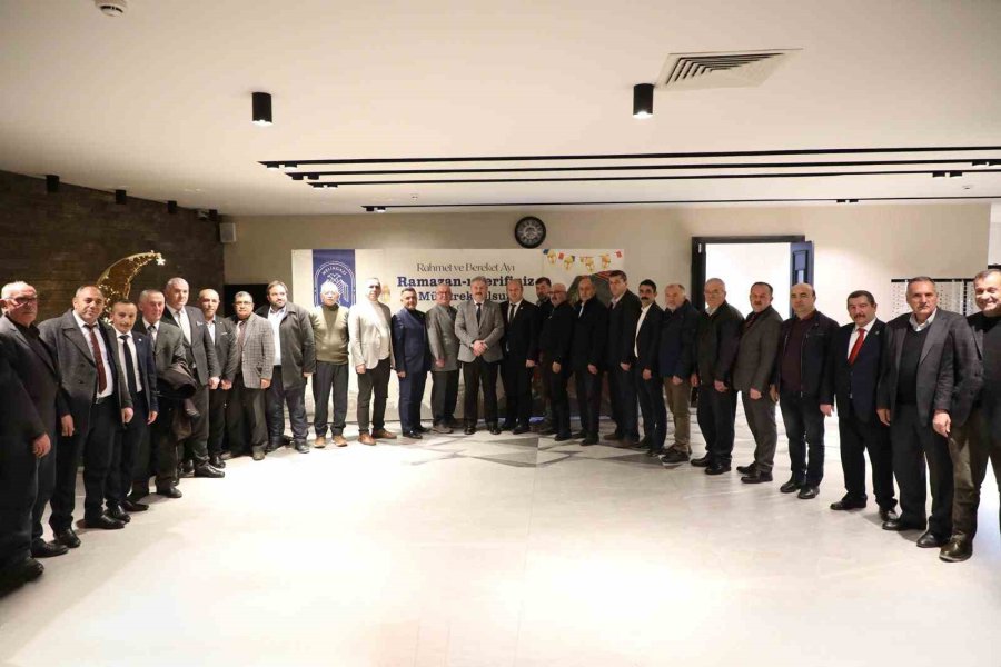 Başkan Palancıoğlu Muhtarlarla Bir Araya Geldi