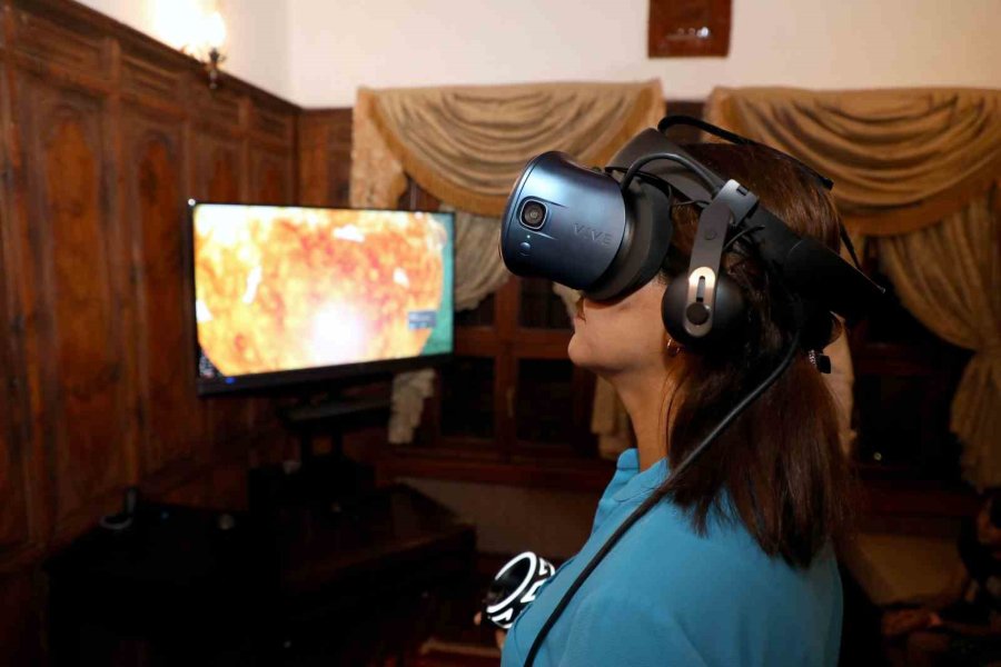 Talas’ın Tıpkıbasım Kur’an Sergisi’ne Ramazan Yoğunluğu