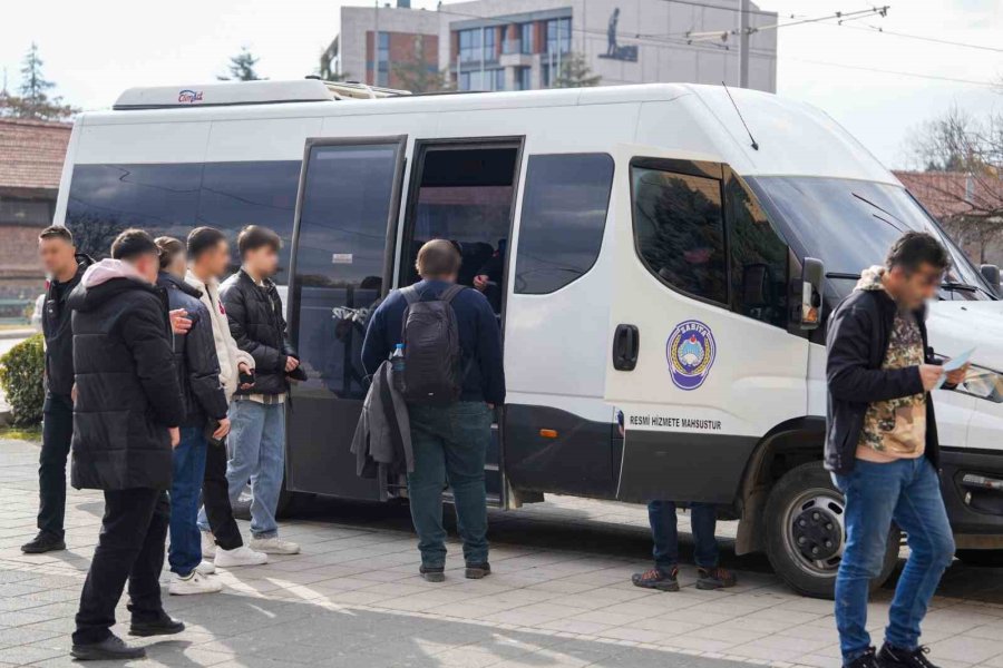 ’tertemiz Eskişehir’ Kampanyasının İlk Ayında 522 Kişiye Toplam 1 Milyon 541 Bin Tl Ceza