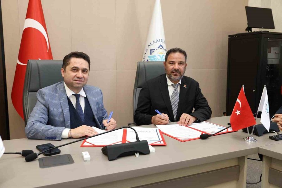 Alkü’de Eğitim Alanında Yeni İşbirliği Protokolü