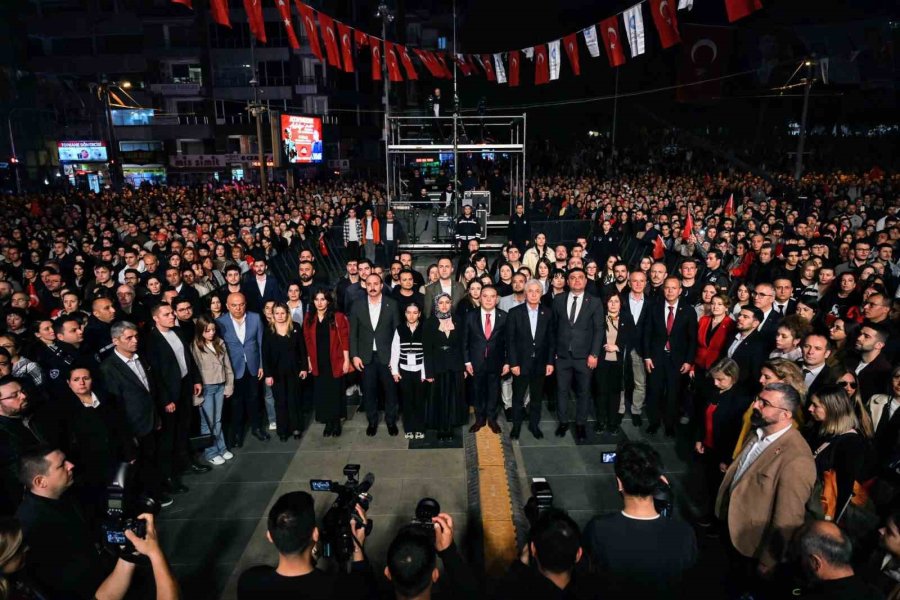 Atatürk’ün Antalya Ziyaretinin Yıldönümünde Haluk Levent Coşkusu