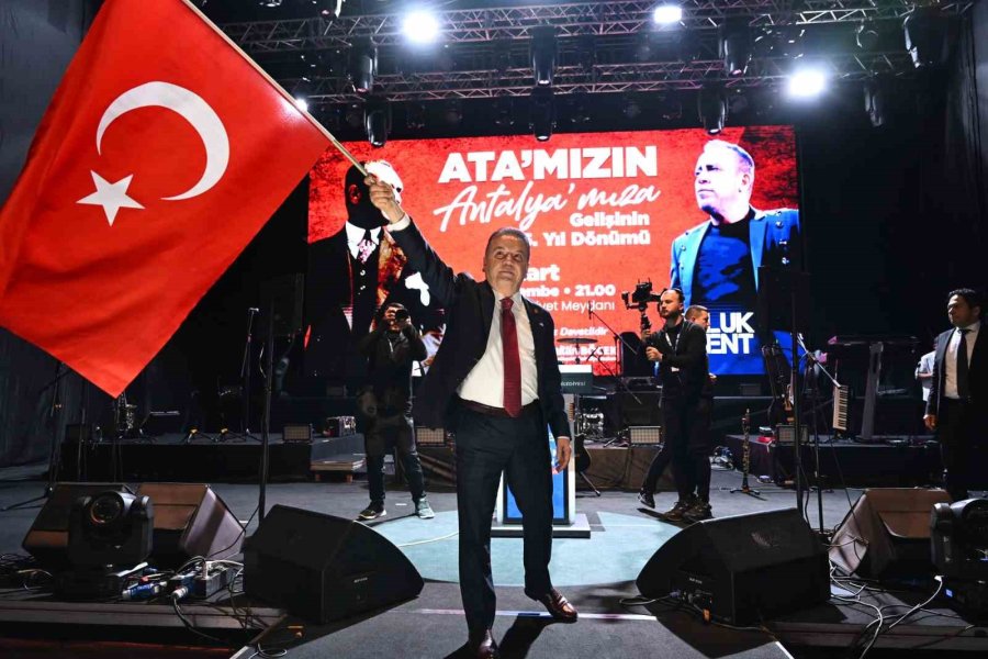 Atatürk’ün Antalya Ziyaretinin Yıldönümünde Haluk Levent Coşkusu